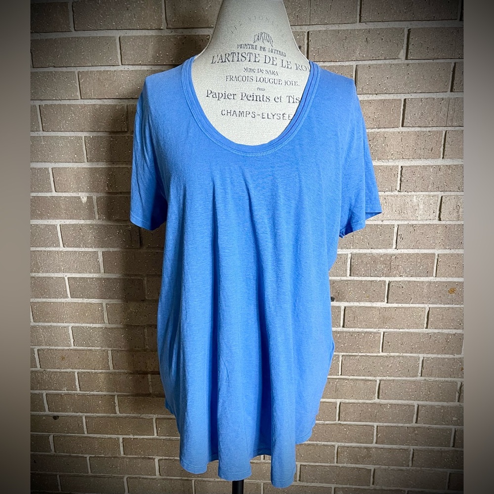 NWT - POETRY LONDON Cornflower Blue Hemp and Cotton Blend Short Sleeve T-shirt